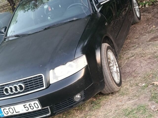 Черный Ауди А4, объемом двигателя 2 л и пробегом 300 тыс. км за 3000 $, фото 5 на Automoto.ua