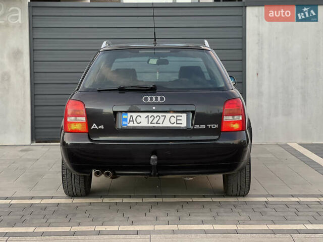 Черный Ауди А4, объемом двигателя 2.5 л и пробегом 429 тыс. км за 3650 $, фото 5 на Automoto.ua