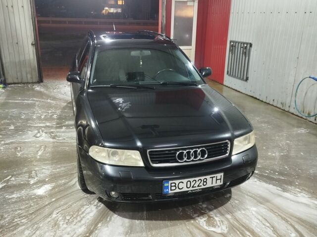 Черный Ауди А4, объемом двигателя 1.8 л и пробегом 275 тыс. км за 3555 $, фото 3 на Automoto.ua