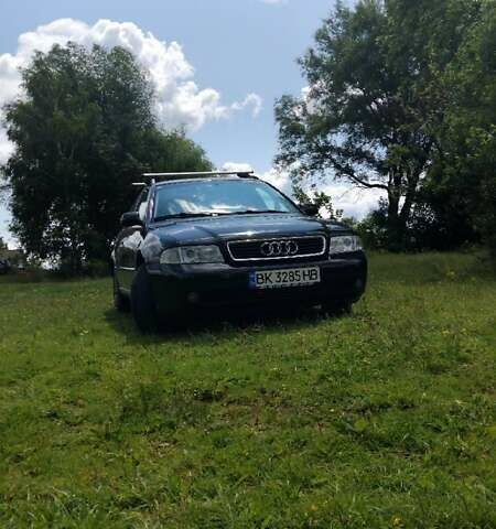 Чорний Ауді А4, об'ємом двигуна 1.9 л та пробігом 400 тис. км за 5000 $, фото 16 на Automoto.ua