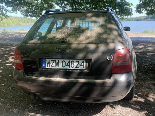 Черный Ауди А4, объемом двигателя 1.9 л и пробегом 315 тыс. км за 1700 $, фото 3 на Automoto.ua
