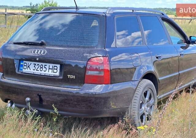 Чорний Ауді А4, об'ємом двигуна 1.9 л та пробігом 400 тис. км за 5000 $, фото 10 на Automoto.ua