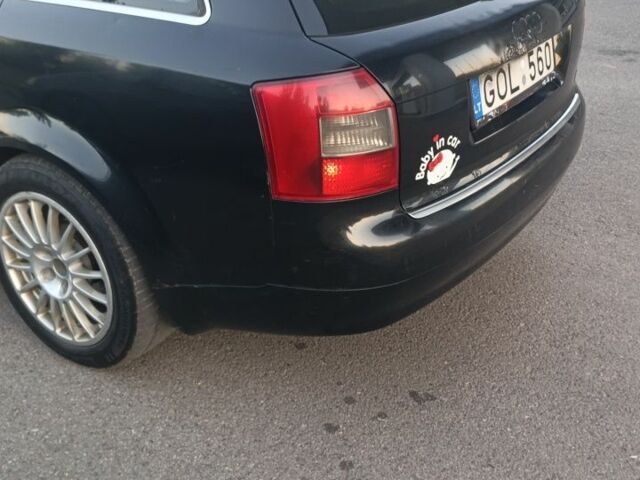 Черный Ауди А4, объемом двигателя 2 л и пробегом 300 тыс. км за 3000 $, фото 8 на Automoto.ua