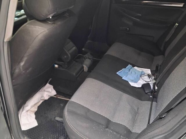 Чорний Ауді А4, об'ємом двигуна 1.9 л та пробігом 575 тис. км за 2200 $, фото 5 на Automoto.ua