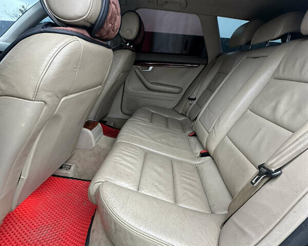 Черный Ауди А4, объемом двигателя 2.5 л и пробегом 330 тыс. км за 4750 $, фото 6 на Automoto.ua