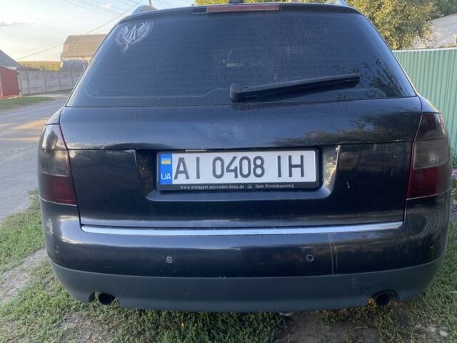 Чорний Ауді А4, об'ємом двигуна 2.5 л та пробігом 305 тис. км за 4614 $, фото 2 на Automoto.ua