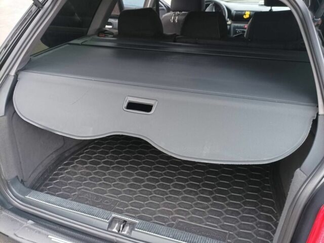 Черный Ауди А4, объемом двигателя 1.9 л и пробегом 350 тыс. км за 4200 $, фото 4 на Automoto.ua