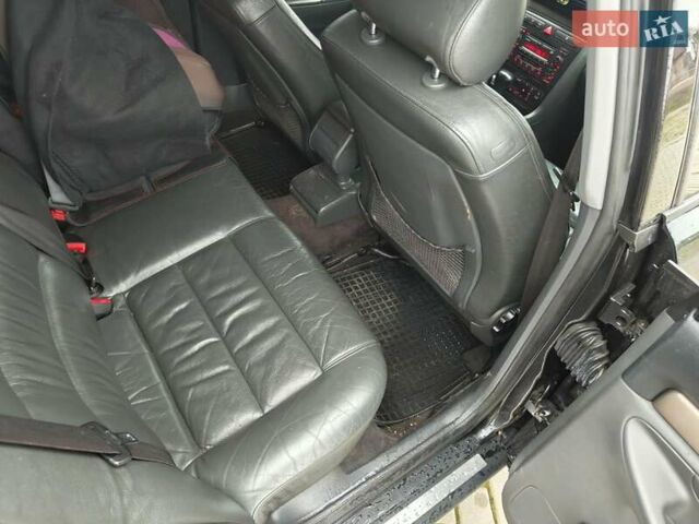 Черный Ауди А4, объемом двигателя 1.9 л и пробегом 258 тыс. км за 5600 $, фото 16 на Automoto.ua