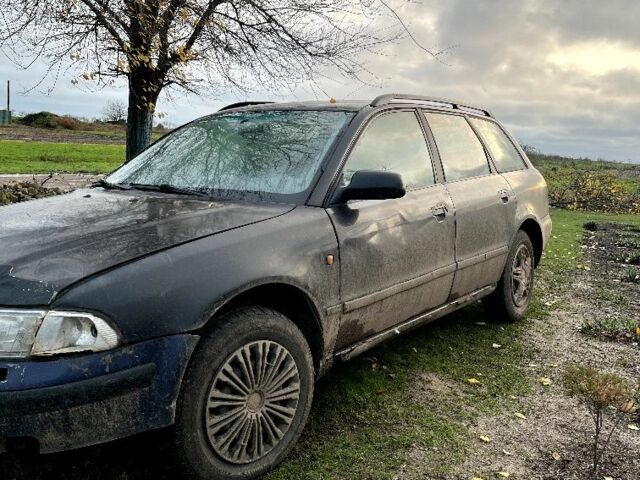 Черный Ауди А4, объемом двигателя 1.9 л и пробегом 2 тыс. км за 600 $, фото 1 на Automoto.ua