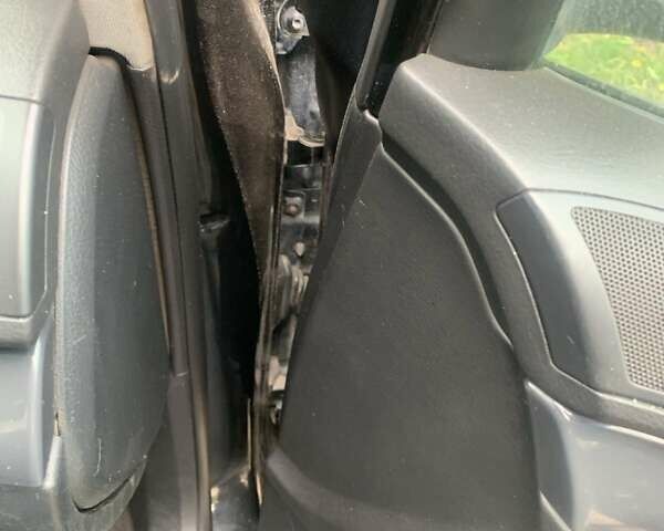 Черный Ауди А4, объемом двигателя 1.6 л и пробегом 325 тыс. км за 4550 $, фото 23 на Automoto.ua