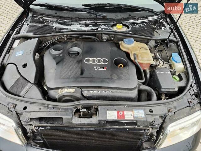 Черный Ауди А4, объемом двигателя 1.9 л и пробегом 258 тыс. км за 5600 $, фото 52 на Automoto.ua