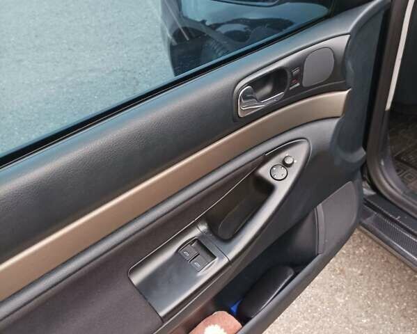 Черный Ауди А4, объемом двигателя 1.9 л и пробегом 345 тыс. км за 4200 $, фото 10 на Automoto.ua