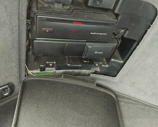 Черный Ауди А4, объемом двигателя 1.9 л и пробегом 258 тыс. км за 5600 $, фото 11 на Automoto.ua