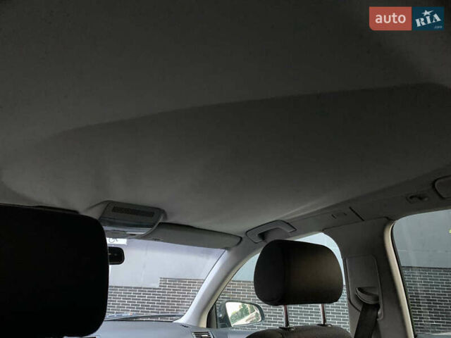 Чорний Ауді А4, об'ємом двигуна 1.6 л та пробігом 278 тис. км за 4700 $, фото 15 на Automoto.ua