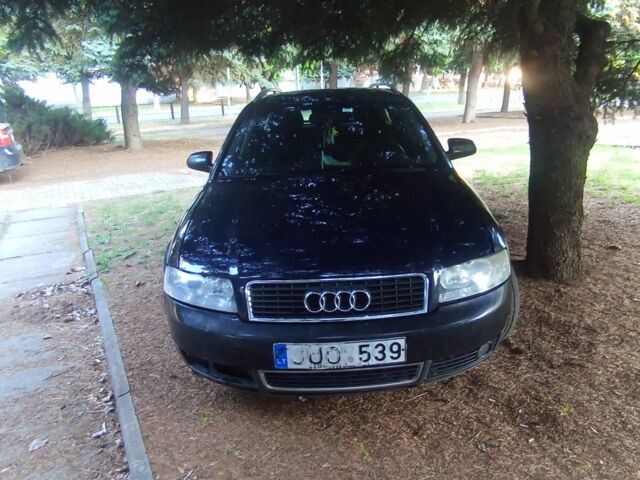 Черный Ауди А4, объемом двигателя 2.5 л и пробегом 440 тыс. км за 3000 $, фото 1 на Automoto.ua