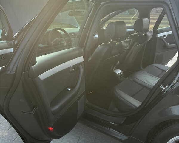 Чорний Ауді А4, об'ємом двигуна 2.5 л та пробігом 300 тис. км за 4999 $, фото 11 на Automoto.ua