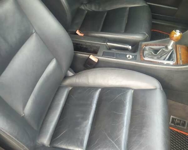 Черный Ауди А4, объемом двигателя 1.98 л и пробегом 225 тыс. км за 5200 $, фото 7 на Automoto.ua