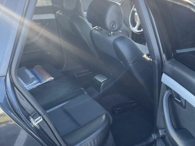 Ауді А4 2002 у Вінниці на Automoto.ua Чорний Ауді А4, об'ємом двигуна 2 л та пробігом 367 тис. км за 4750 $, фото 12 на Automoto.ua