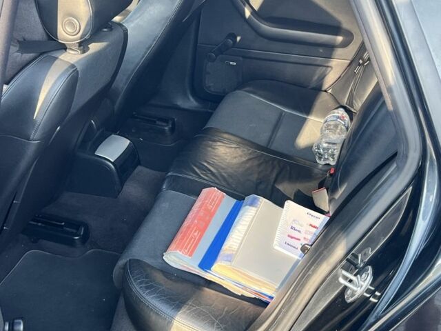 Ауді А4 2002 у Вінниці на Automoto.ua Чорний Ауді А4, об'ємом двигуна 2 л та пробігом 367 тис. км за 4750 $, фото 11 на Automoto.ua