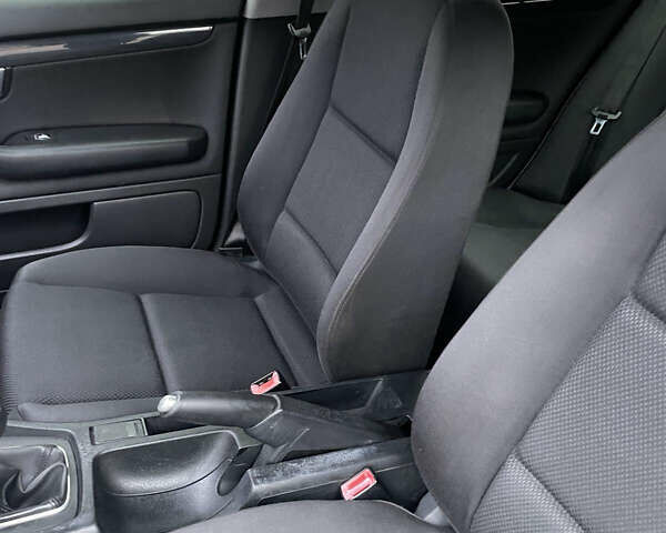 Черный Ауди А4, объемом двигателя 1.6 л и пробегом 224 тыс. км за 4900 $, фото 15 на Automoto.ua