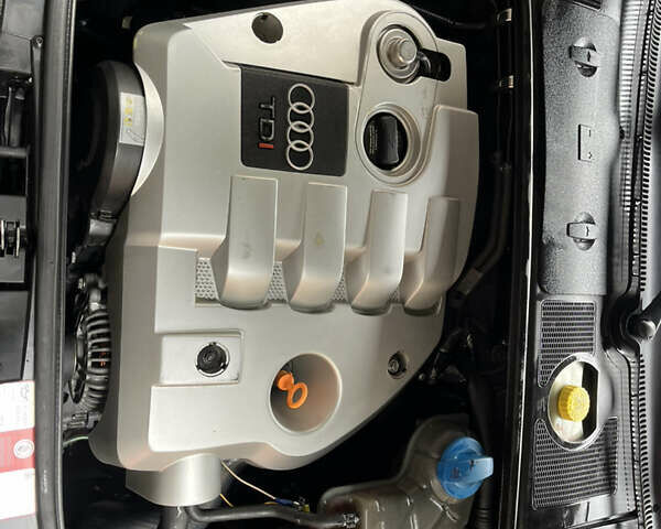 Чорний Ауді А4, об'ємом двигуна 1.9 л та пробігом 486 тис. км за 5700 $, фото 9 на Automoto.ua