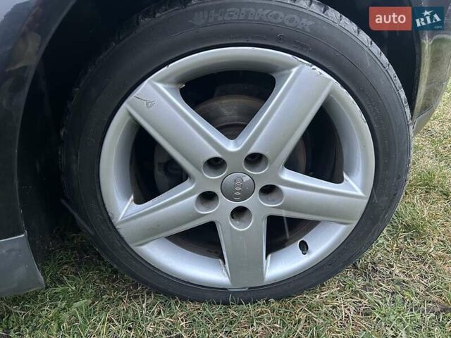 Черный Ауди А4, объемом двигателя 1.6 л и пробегом 219 тыс. км за 4950 $, фото 16 на Automoto.ua