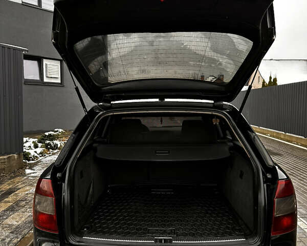 Черный Ауди А4, объемом двигателя 2.5 л и пробегом 340 тыс. км за 4999 $, фото 24 на Automoto.ua