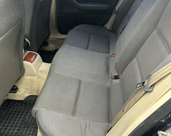 Черный Ауди А4, объемом двигателя 1.9 л и пробегом 440 тыс. км за 2400 $, фото 19 на Automoto.ua