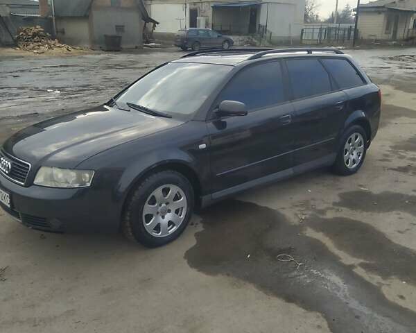Черный Ауди А4, объемом двигателя 1.98 л и пробегом 225 тыс. км за 5200 $, фото 2 на Automoto.ua