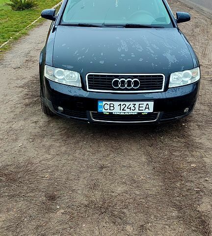 Чорний Ауді А4, об'ємом двигуна 1.6 л та пробігом 300 тис. км за 4750 $, фото 3 на Automoto.ua
