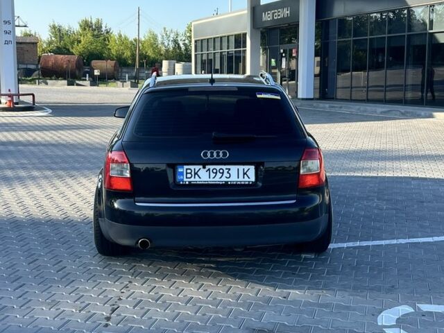 Ауді А4 2002 у Вінниці на Automoto.ua Чорний Ауді А4, об'ємом двигуна 2 л та пробігом 367 тис. км за 4750 $, фото 7 на Automoto.ua