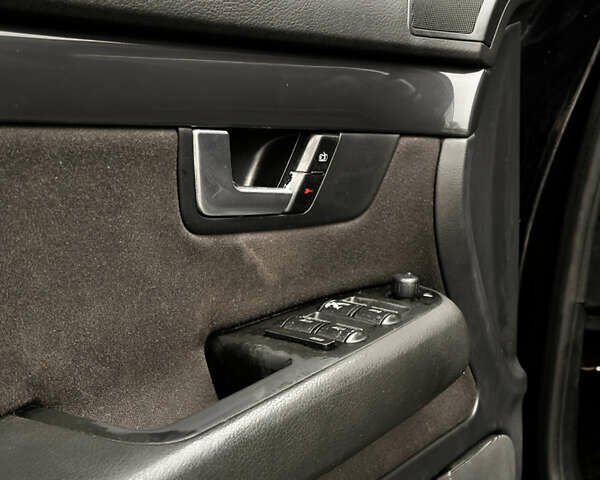 Черный Ауди А4, объемом двигателя 2.5 л и пробегом 340 тыс. км за 4999 $, фото 14 на Automoto.ua