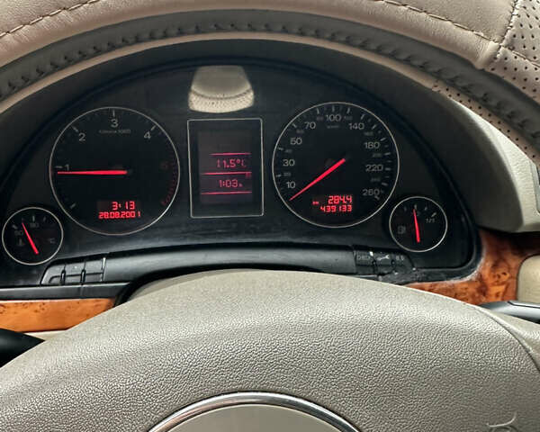 Черный Ауди А4, объемом двигателя 1.9 л и пробегом 440 тыс. км за 2400 $, фото 25 на Automoto.ua