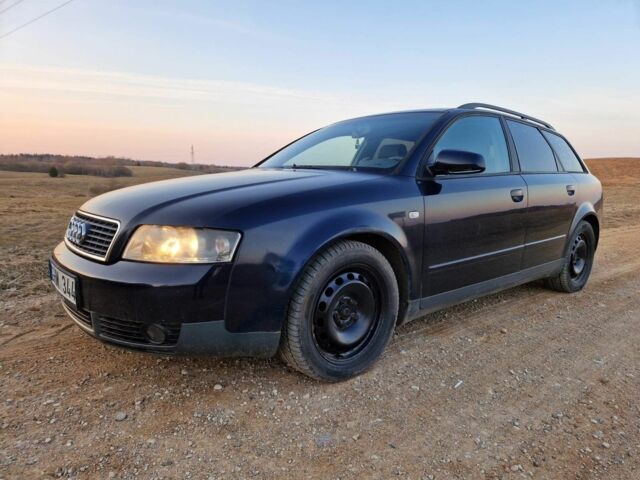 Черный Ауди А4, объемом двигателя 2.5 л и пробегом 327 тыс. км за 2900 $, фото 1 на Automoto.ua