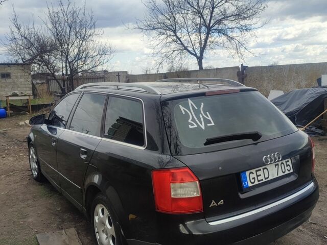 Черный Ауди А4, объемом двигателя 2.5 л и пробегом 265 тыс. км за 3000 $, фото 12 на Automoto.ua