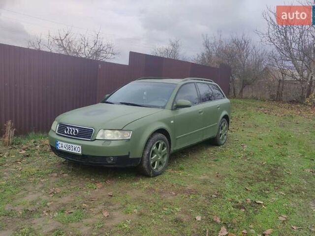 Чорний Ауді А4, об'ємом двигуна 2.5 л та пробігом 400 тис. км за 3500 $, фото 1 на Automoto.ua