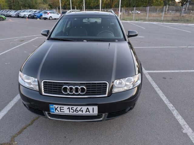 Черный Ауди А4, объемом двигателя 2 л и пробегом 252 тыс. км за 4300 $, фото 1 на Automoto.ua