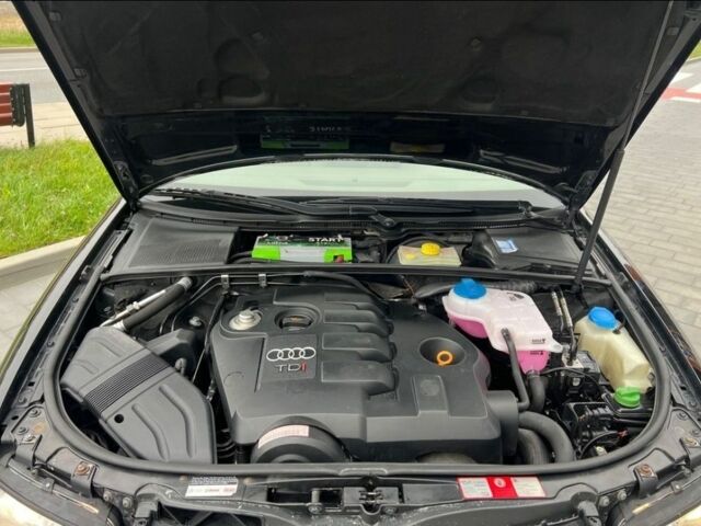 Чорний Ауді А4, об'ємом двигуна 1.9 л та пробігом 234 тис. км за 2350 $, фото 12 на Automoto.ua