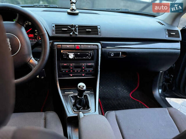 Чорний Ауді А4, об'ємом двигуна 1.98 л та пробігом 323 тис. км за 4100 $, фото 24 на Automoto.ua