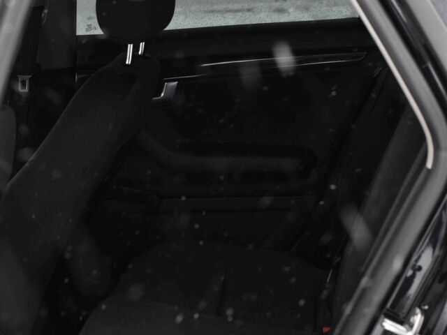 Чорний Ауді А4, об'ємом двигуна 1.6 л та пробігом 187 тис. км за 6750 $, фото 14 на Automoto.ua