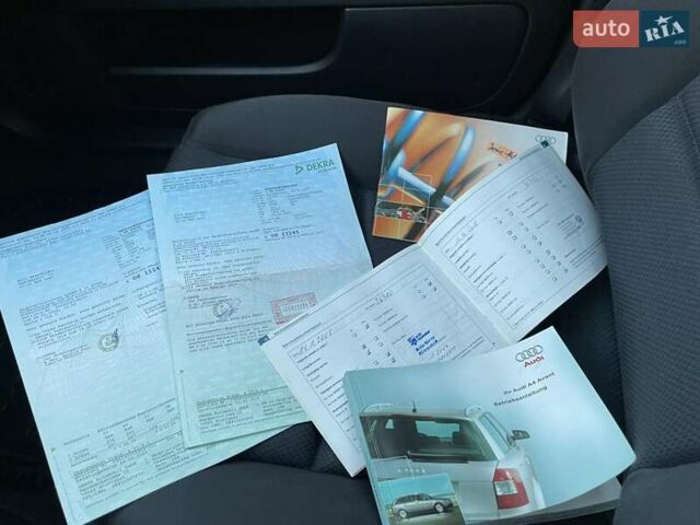 Чорний Ауді А4, об'ємом двигуна 1.6 л та пробігом 217 тис. км за 6350 $, фото 34 на Automoto.ua