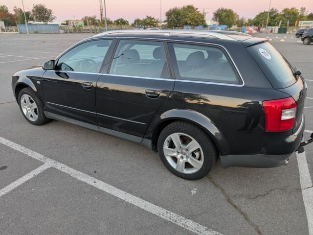 Черный Ауди А4, объемом двигателя 2 л и пробегом 252 тыс. км за 4300 $, фото 6 на Automoto.ua