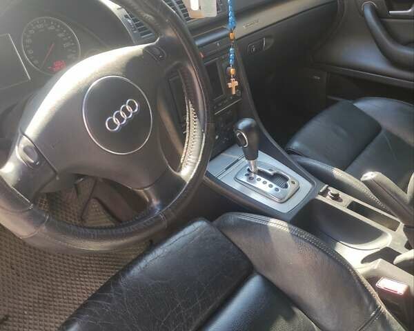 Чорний Ауді А4, об'ємом двигуна 2.5 л та пробігом 400 тис. км за 3500 $, фото 3 на Automoto.ua