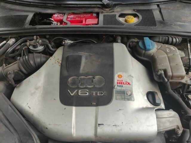 Черный Ауди А4, объемом двигателя 2.5 л и пробегом 398 тыс. км за 3600 $, фото 17 на Automoto.ua