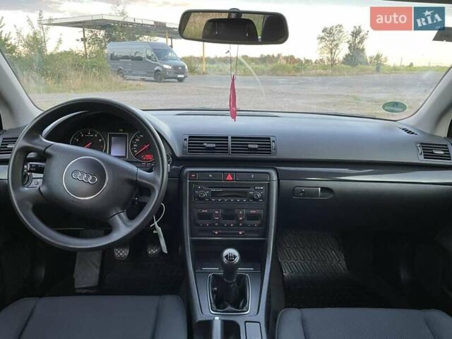 Чорний Ауді А4, об'ємом двигуна 1.6 л та пробігом 217 тис. км за 6350 $, фото 42 на Automoto.ua
