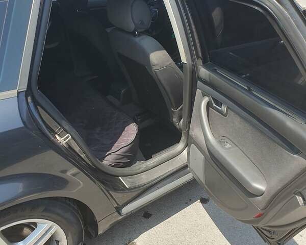 Чорний Ауді А4, об'ємом двигуна 2.5 л та пробігом 365 тис. км за 3400 $, фото 12 на Automoto.ua