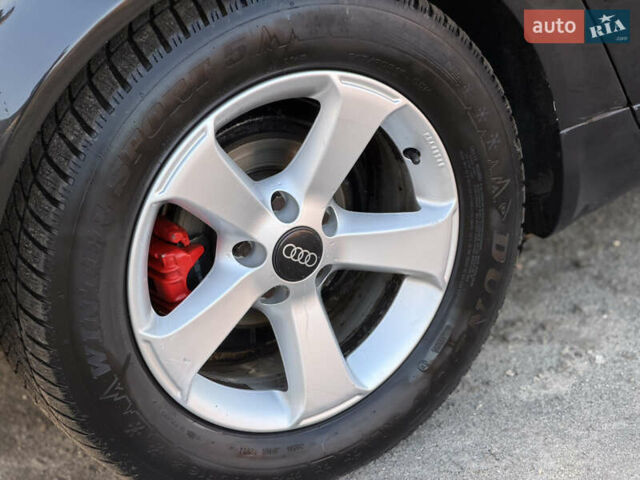 Черный Ауди А4, объемом двигателя 1.9 л и пробегом 460 тыс. км за 4900 $, фото 14 на Automoto.ua