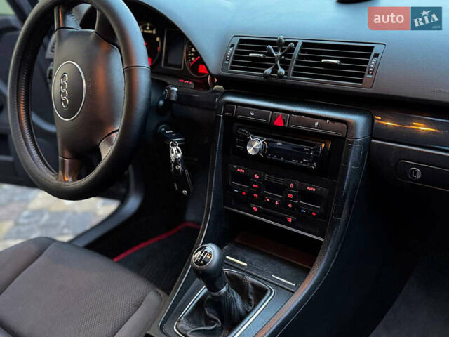 Чорний Ауді А4, об'ємом двигуна 1.98 л та пробігом 323 тис. км за 4100 $, фото 29 на Automoto.ua