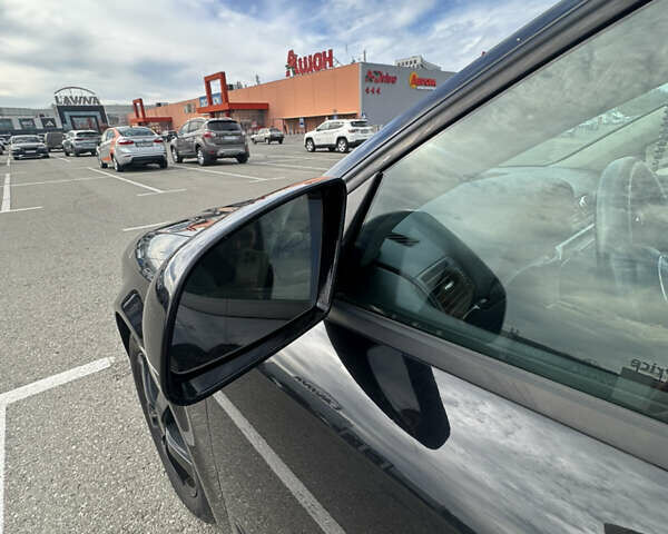 Черный Ауди А4, объемом двигателя 1.98 л и пробегом 272 тыс. км за 5000 $, фото 10 на Automoto.ua