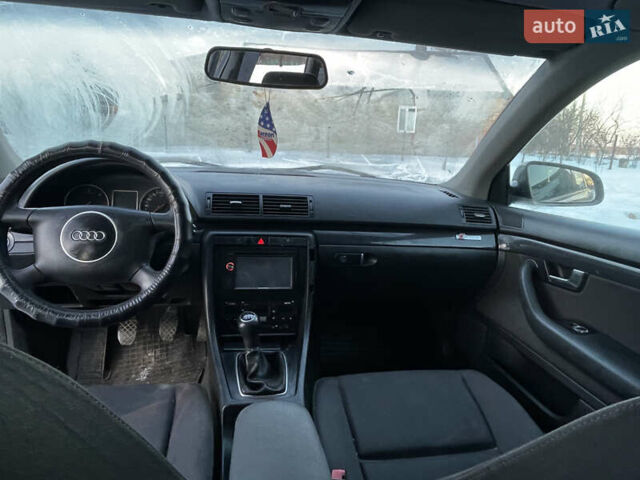 Чорний Ауді А4, об'ємом двигуна 2.5 л та пробігом 406 тис. км за 4700 $, фото 4 на Automoto.ua
